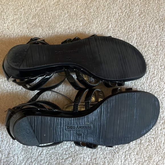 Enzo Angiolni sz6.5 low gladiator style in patent black and silver accents - Picture 4 of 6